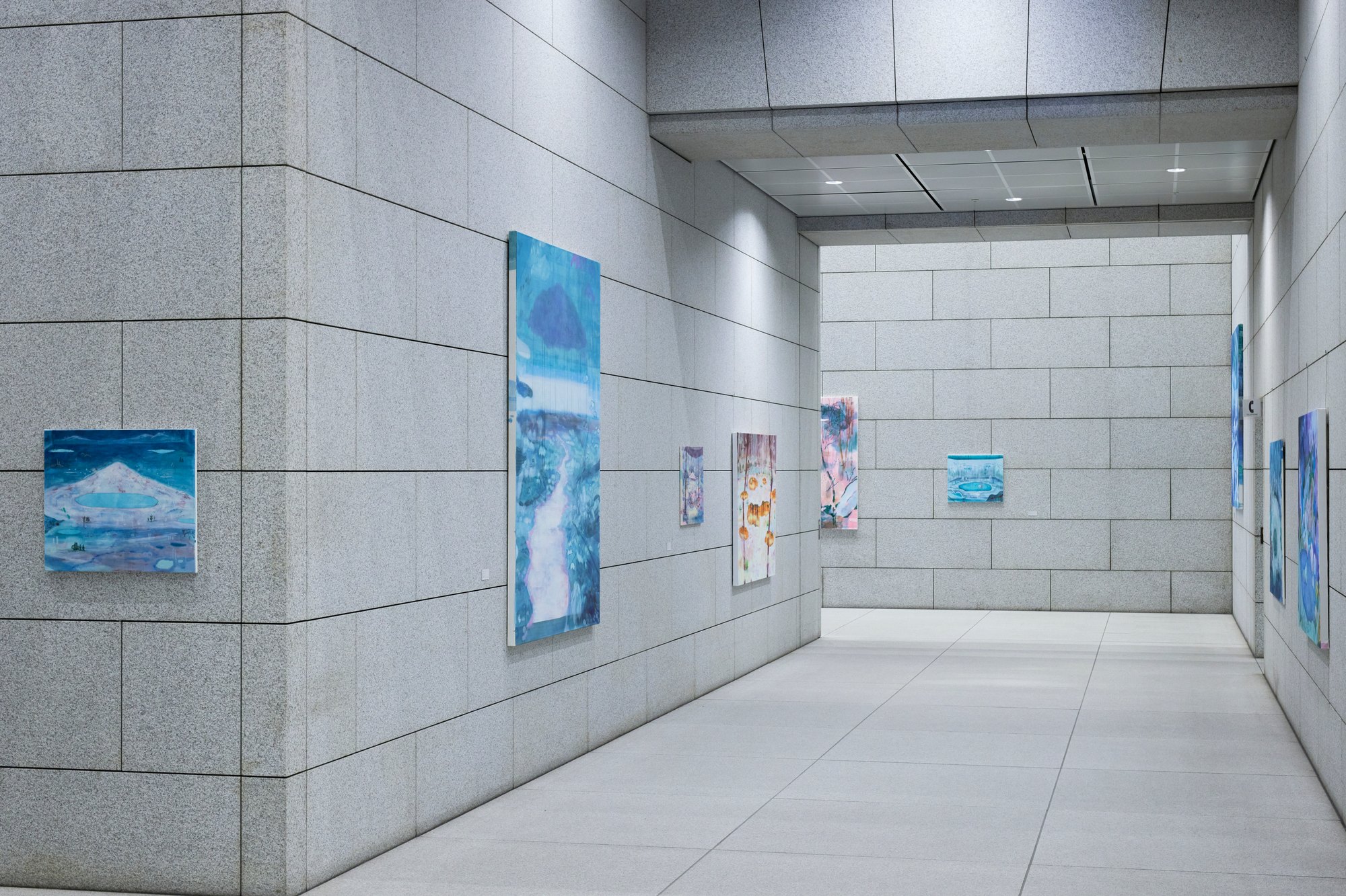 Installation view 5 of Yuka Kashihara’s work in Lemon, Dai-ichi Life, Hibiya, 2021.