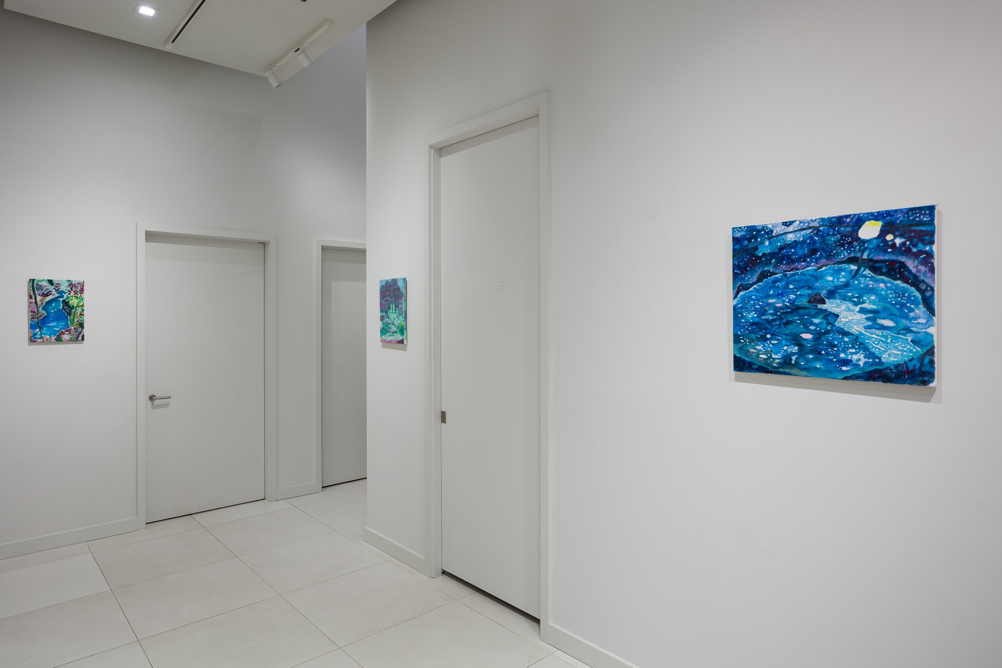 Installation view 3 of Yuka Kashihara’s work in Yuka Kashihara, Acquavella Galleries, Palm Beach, 2022.