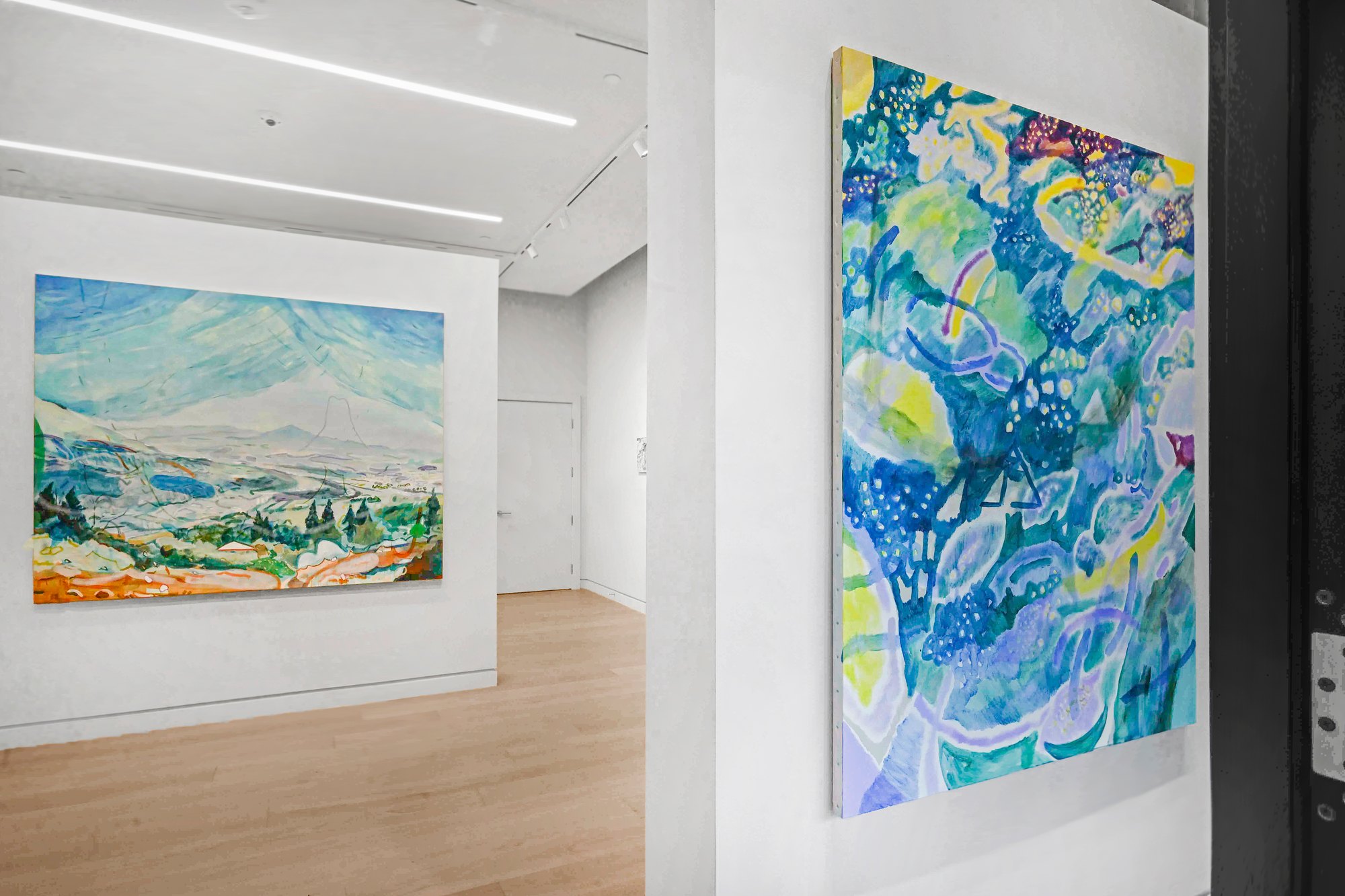 Installation view 4 of Yuka Kashihara’s work in Stardust, Acquavella Galleries, Palm Beach, 2025.